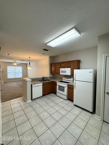 8428 THORNBUSH Court, Jacksonville, FL 32216