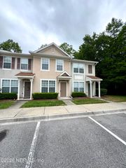 8428 THORNBUSH Court, Jacksonville, FL 32216