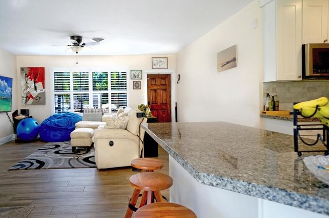 2031 Pleasant Drive, North Palm Beach, FL 33408