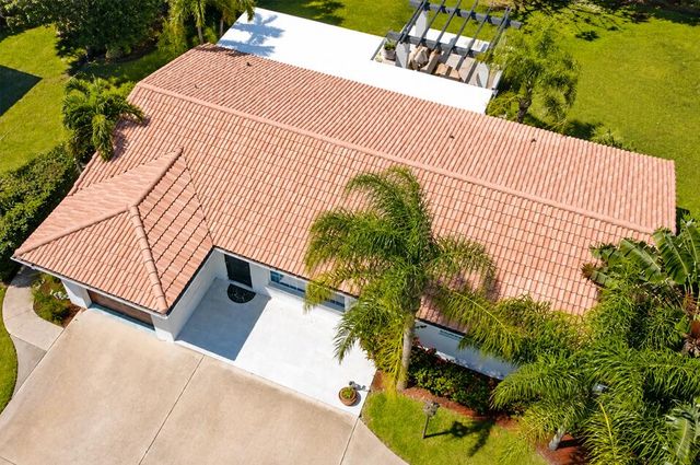 2031 Pleasant Drive, North Palm Beach, FL 33408