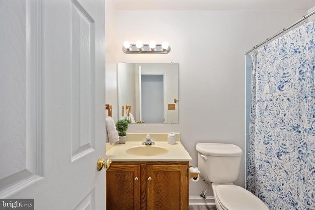 112 SPRINGWOOD DR, Fredericksburg, VA 22401