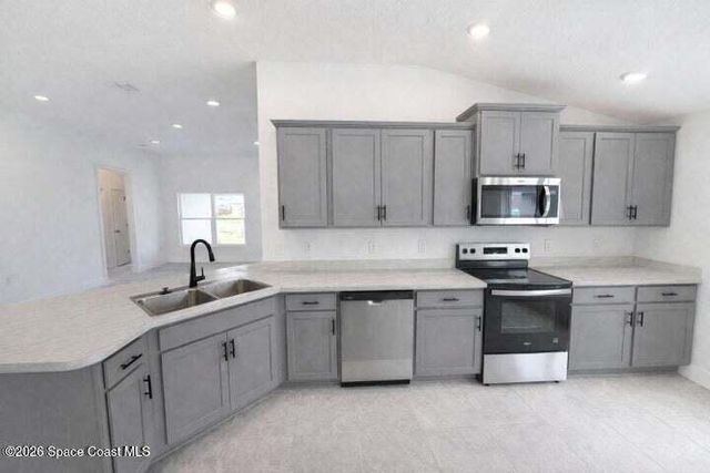 821 Airport Avenue SE, Palm Bay, FL 32909