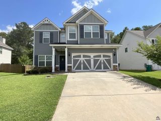 215 Golden Rod Trail, Perry, GA 31069