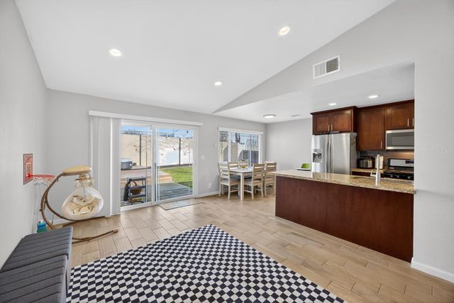 3237 Oriole, Antelope, CA 95843