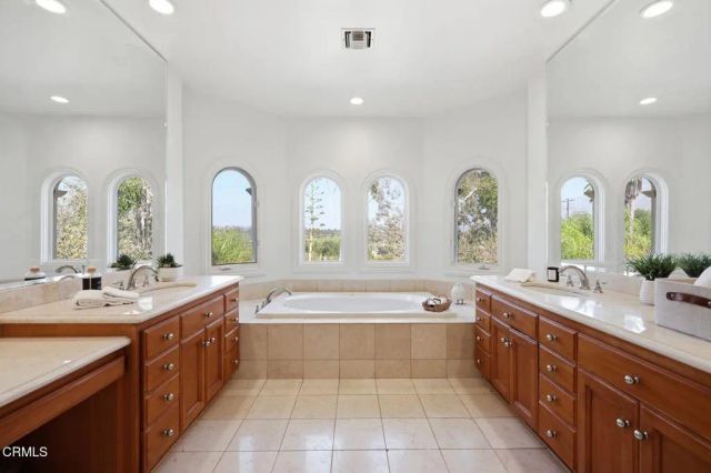 12986 Macdonald Drive, Ojai, CA 93023