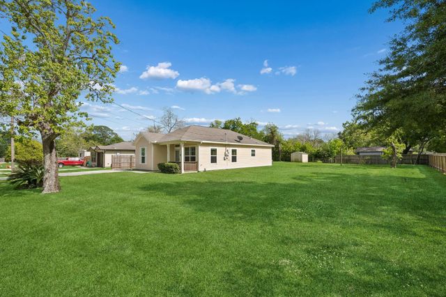 1708 Rosalee Street, La Marque, TX 77568