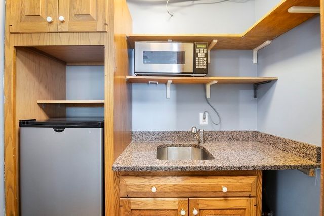 143 Myrtle 2, Medford, MA 02155