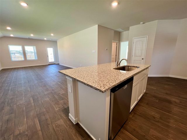 1314 Prescott PL, Lockhart, TX 78644