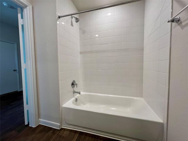 1314 Prescott PL, Lockhart, TX 78644