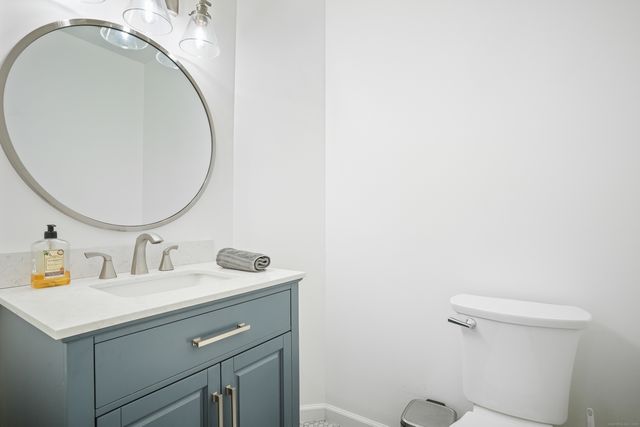 1406 Pinnacle Way 1406, Danbury, CT 06811