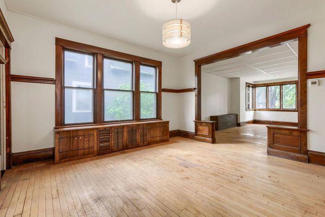 1092 25th Avenue SE, Minneapolis, MN 55414