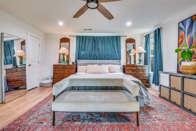 2728 Sunset Avenue, Dallas, TX 75211