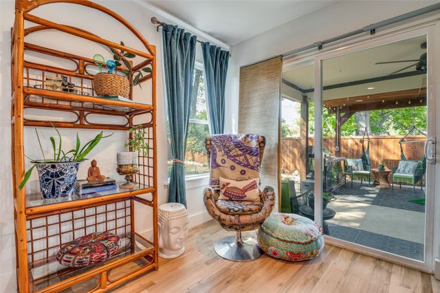 2728 Sunset Avenue, Dallas, TX 75211