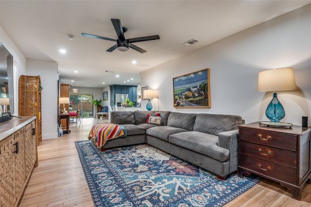 2728 Sunset Avenue, Dallas, TX 75211