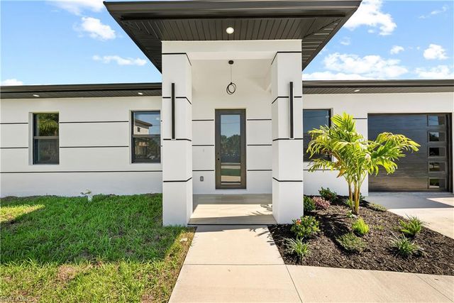 3415 4th ST W, Lehigh Acres, FL 33971