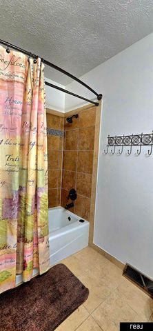 9802 23rd Street, Bellevue, NE 68123