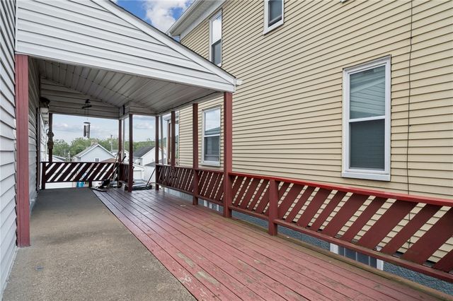 212 S 4th Street, Youngwood, PA 15697