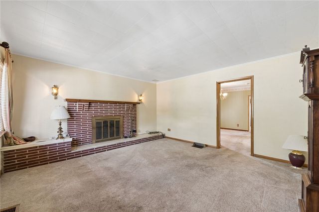 212 S 4th Street, Youngwood, PA 15697