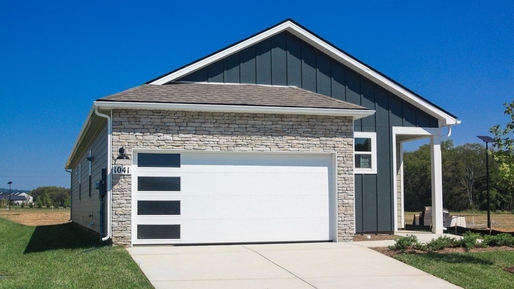 213 Apollo PVT Way, Gallatin, TN 37066
