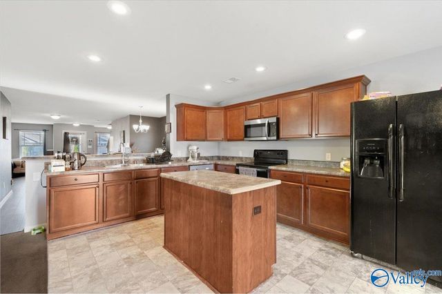 129 Brooklawn Drive, Harvest, AL 35749