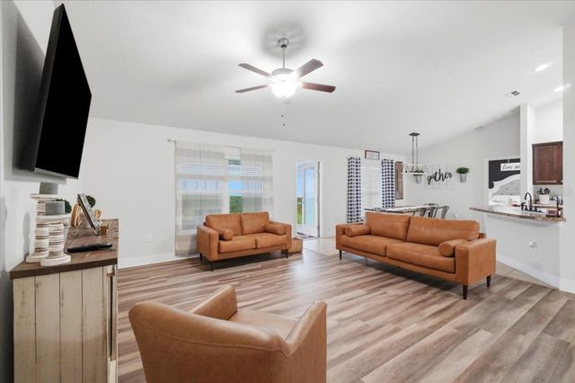 1593 LEMON AVENUE, Winter Haven, FL 33881