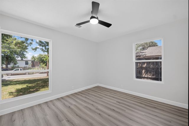1110 Ryan Avenue, Carrollton, TX 75006