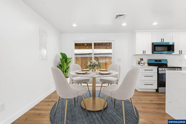 400 Church St, Amity, OR 97101