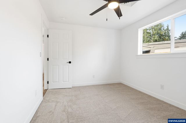 400 Church St, Amity, OR 97101