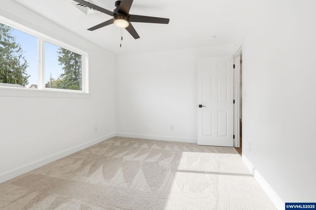 400 Church St, Amity, OR 97101