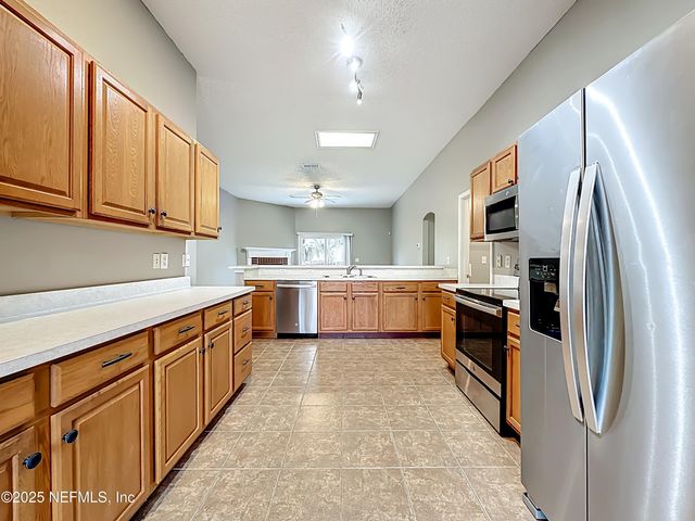 3020 GOLDEN POND Boulevard, Orange Park, FL 32073