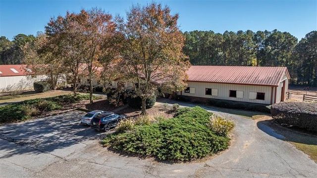 3055A Spring Hill Drive, Monroe, GA 30656