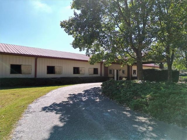 3055A Spring Hill Drive, Monroe, GA 30656