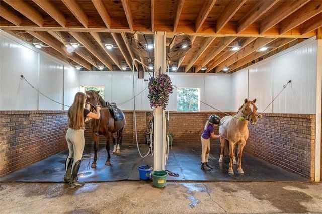 3055A Spring Hill Drive, Monroe, GA 30656