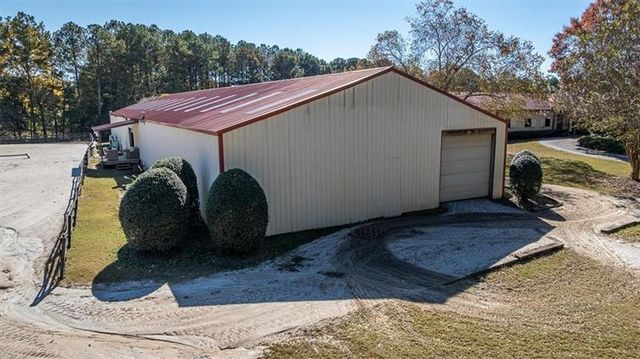 3055A Spring Hill Drive, Monroe, GA 30656