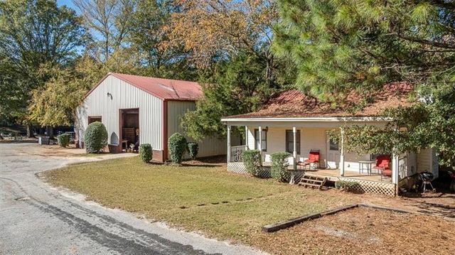 3055A Spring Hill Drive, Monroe, GA 30656