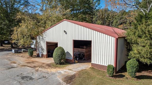 3055A Spring Hill Drive, Monroe, GA 30656