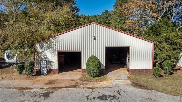 3055A Spring Hill Drive, Monroe, GA 30656