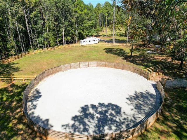 3055A Spring Hill Drive, Monroe, GA 30656