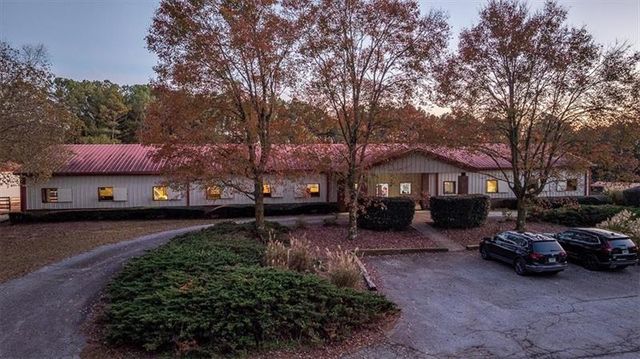 3055A Spring Hill Drive, Monroe, GA 30656