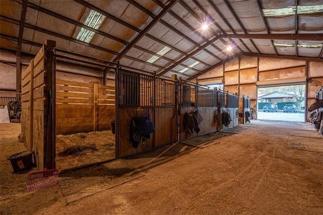 3055A Spring Hill Drive, Monroe, GA 30656