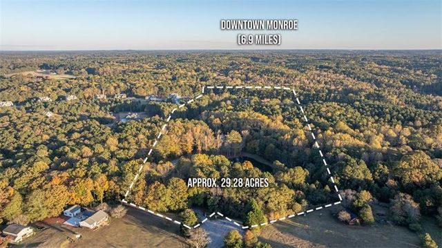 3055A Spring Hill Drive, Monroe, GA 30656