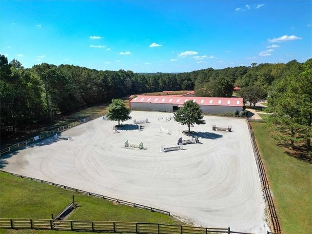 3055A Spring Hill Drive, Monroe, GA 30656