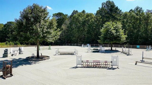 3055A Spring Hill Drive, Monroe, GA 30656