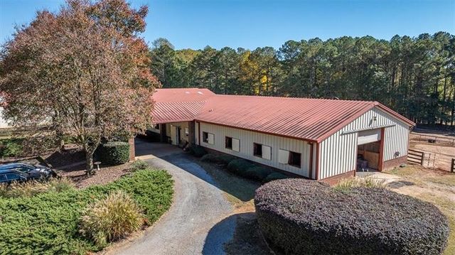 3055A Spring Hill Drive, Monroe, GA 30656