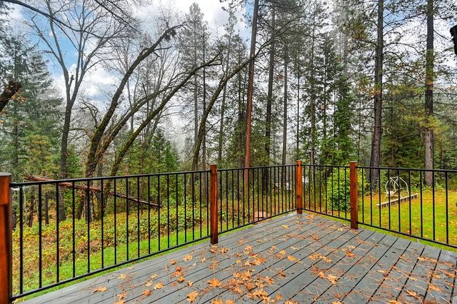 5045 Cedar Dr, Georgetown, CA 95634