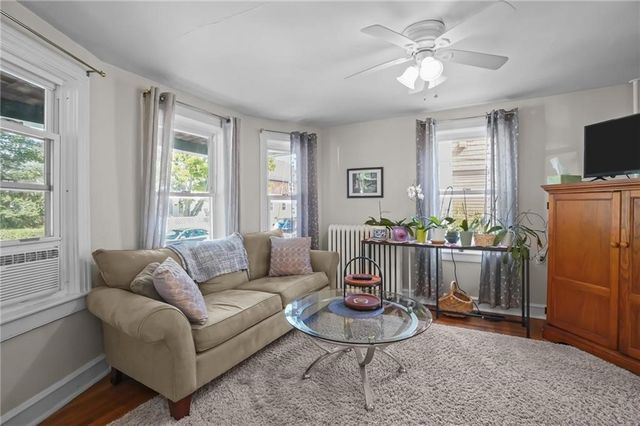 19 Slocum Street, Newport, RI 02840