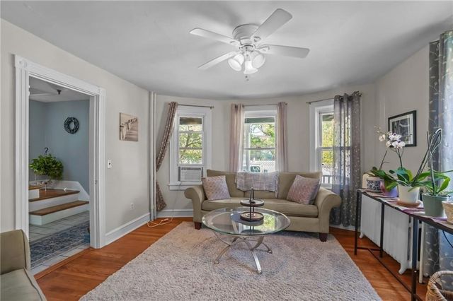 19 Slocum Street, Newport, RI 02840