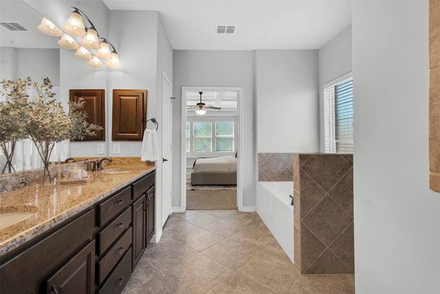 116 Mundelein Drive, Oak Point, TX 75068