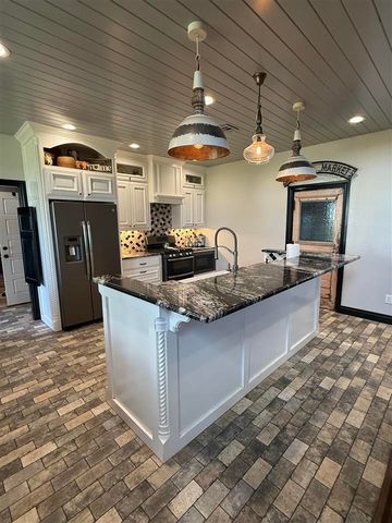 2380 NE 135th St, Lawton, OK 73507