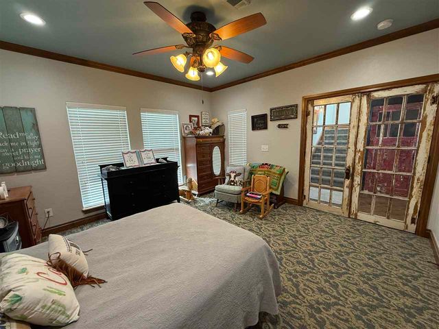 2380 NE 135th St, Lawton, OK 73507